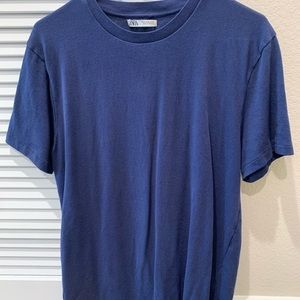 Purchased in Barcelona - Mens Medium Zara T-shirt. Soft and comfy but small
